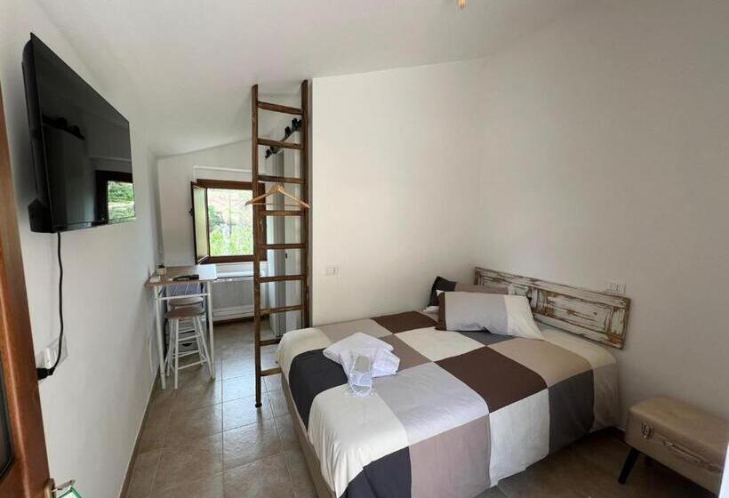 标准单人间, Il Melograno