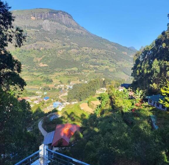 חדר סטנדרט נוף להרים, Gv Vattavada Resorts