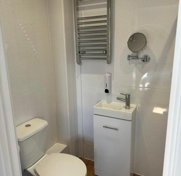 Номер Стандарт Внутренний, Cedarwood B&b