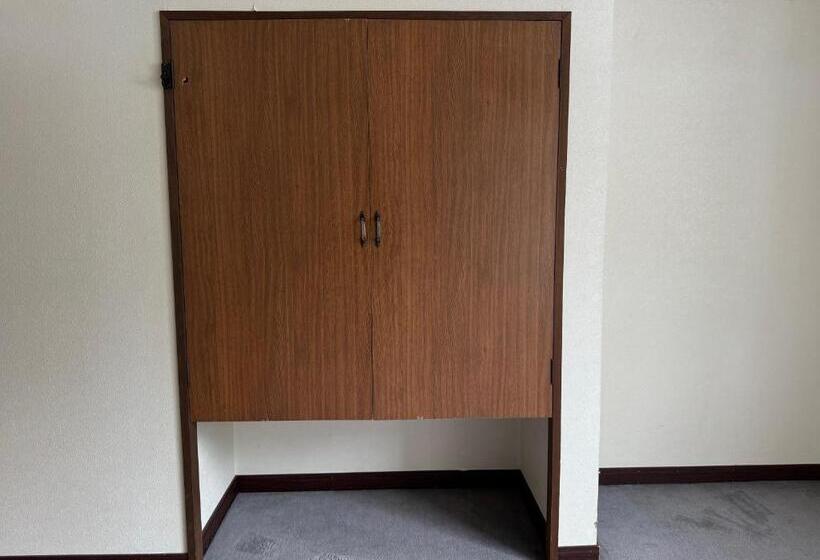 标准间, Junior Mint Hakuba