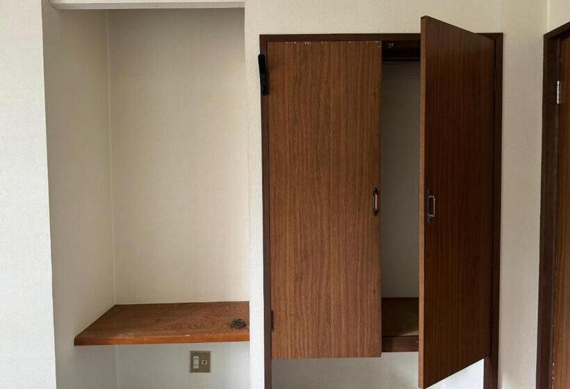 标准间, Junior Mint Hakuba