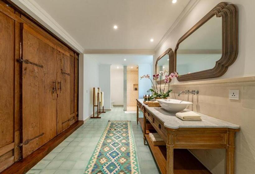 סוויטה נוף לים, Umah Lusa