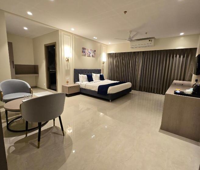 带大床的高级房间, Western