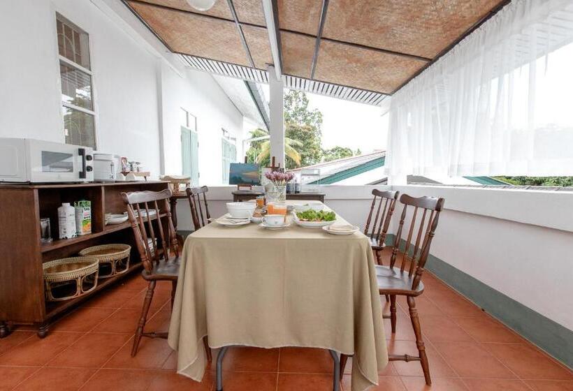 Семейный Номер, Shinophat S House บ้านชิโนภาส เชียงราย