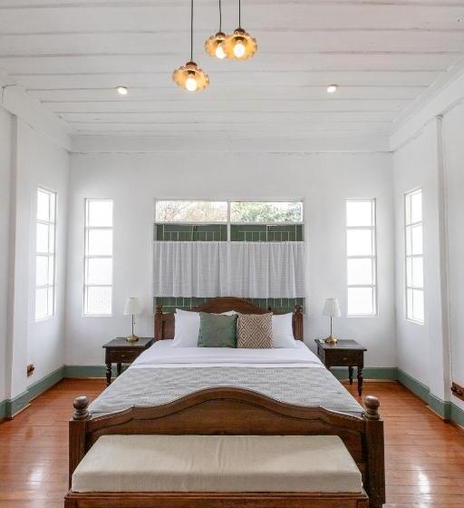 Семейный Номер, Shinophat S House บ้านชิโนภาส เชียงราย