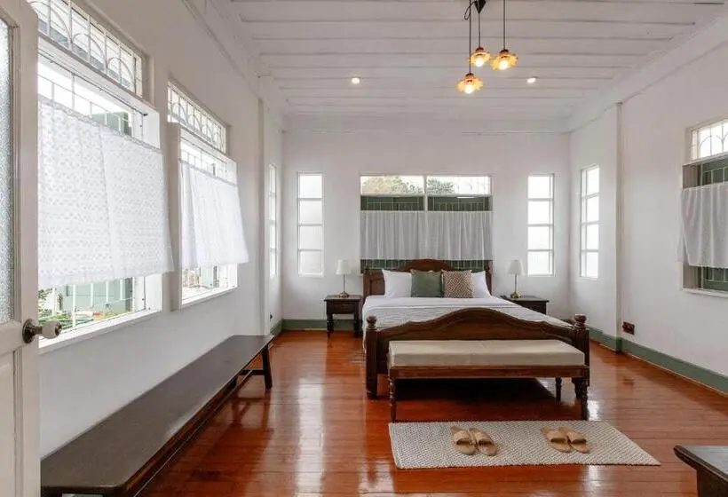 اتاق خانوادگی, Shinophat S House บ้านชิโนภาส เชียงราย