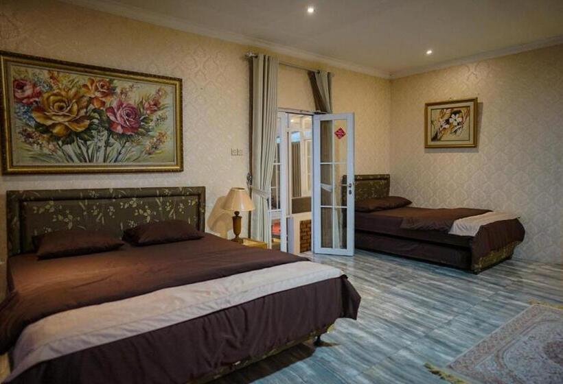 Семейный Полулюкс, Villa Ambarwati
