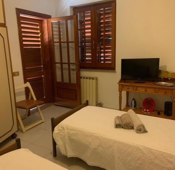 חדר סטנדרט, Il Salvatore