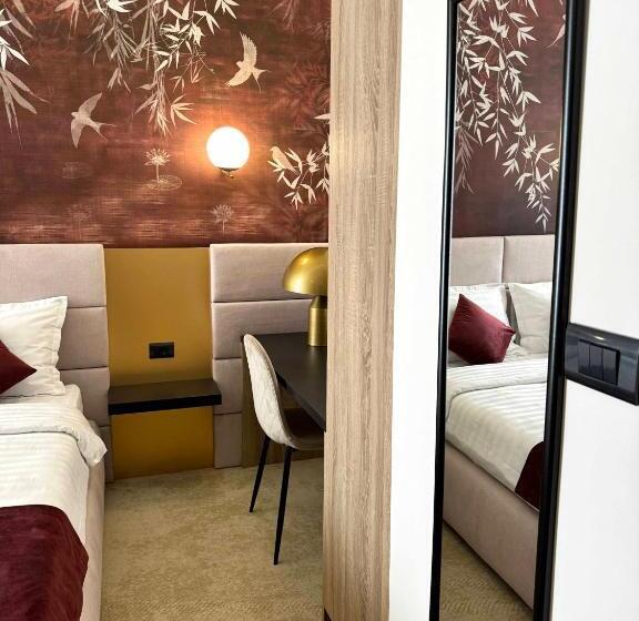 غرفة ديلوكس, Ambar