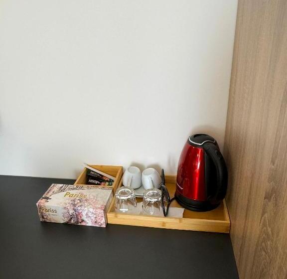 غرفة ديلوكس, Ambar