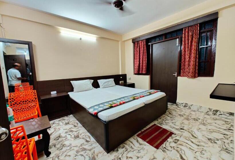 Pokój Deluxe, Arya Palace Puri