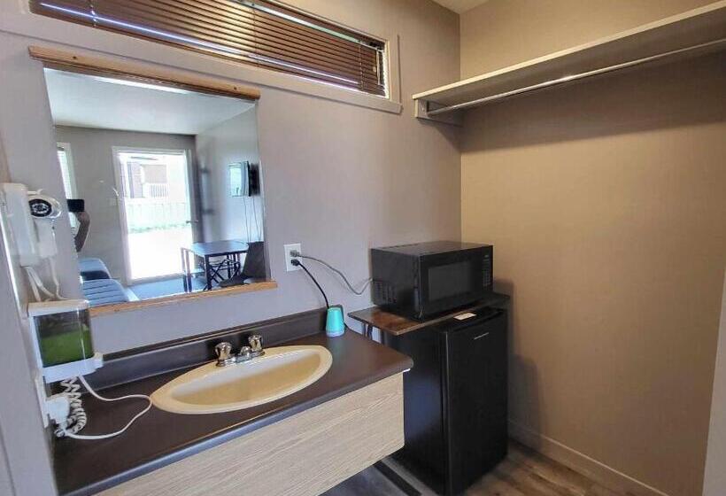 Номер Стандарт, Motel St Pamphile