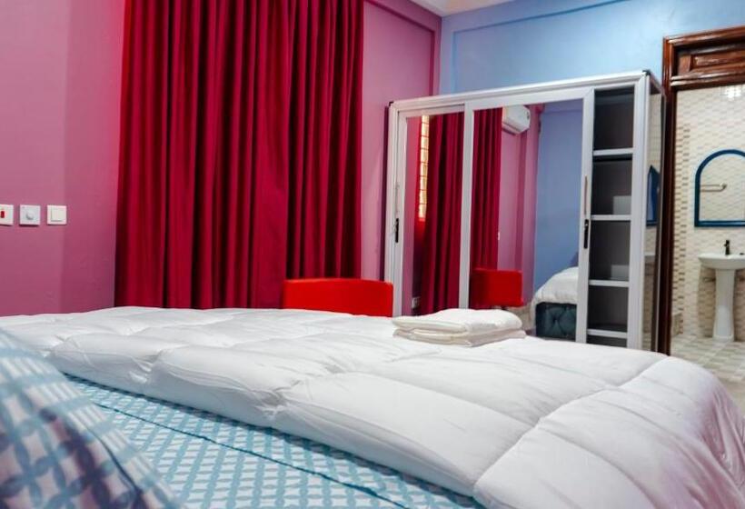 2 Bedroom Deluxe Apartment, Opheboat Villa And Cuisine Services