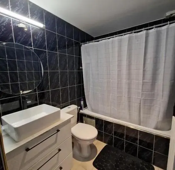 浴室共有ファミリールーム, 3 Cosy Bedrooms House With 4 Beds Near Paris