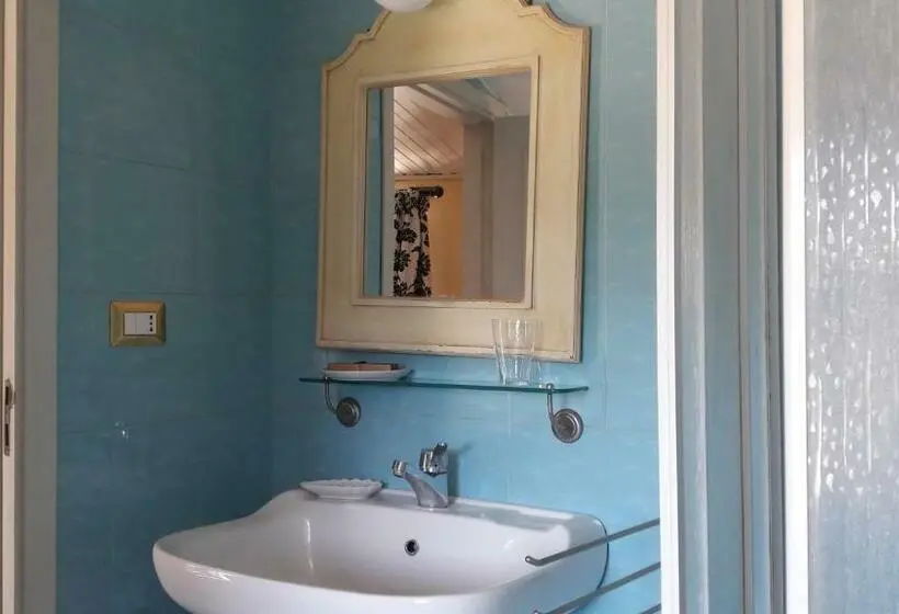 バルコニー付きスタンダードルーム, B&b Casa Laviano