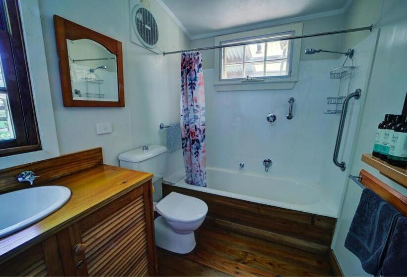 منزل غرفتين نوم, Cherry Plum Cottages