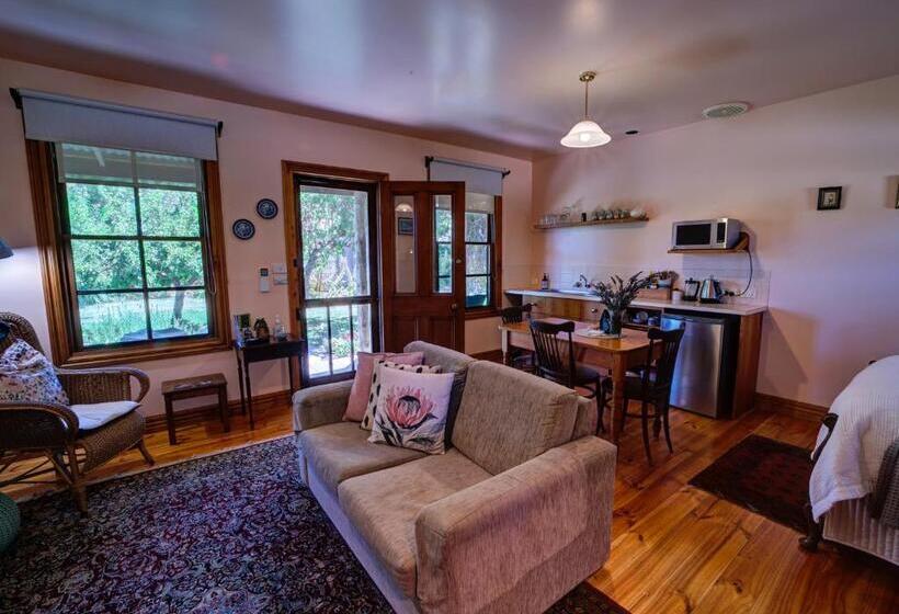 منزل غرفة نوم واحدة, Cherry Plum Cottages