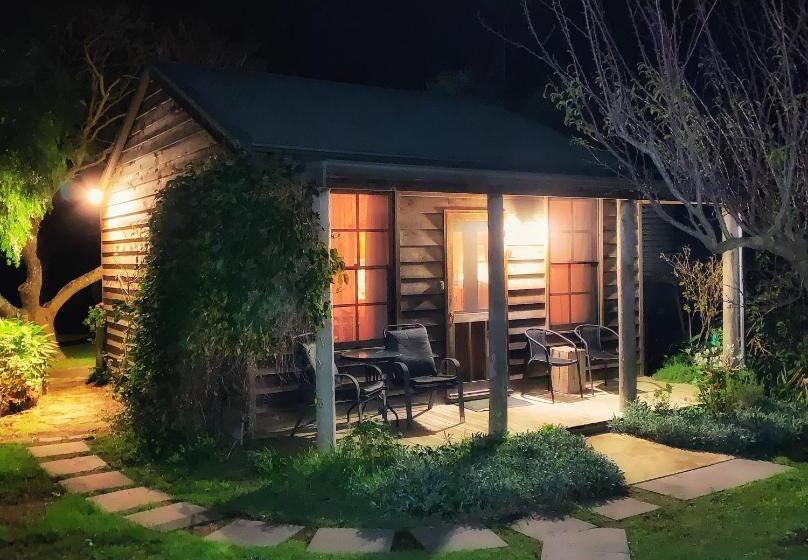 منزل غرفة نوم واحدة, Cherry Plum Cottages