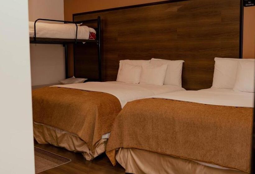 4인용 스탠다드 룸, La Farola