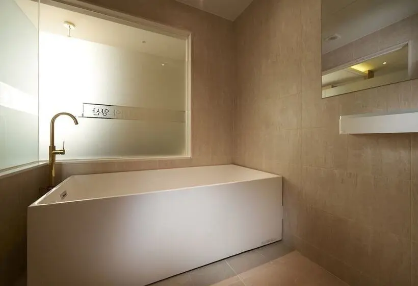 スイート, Benikea Hotel Yangsan