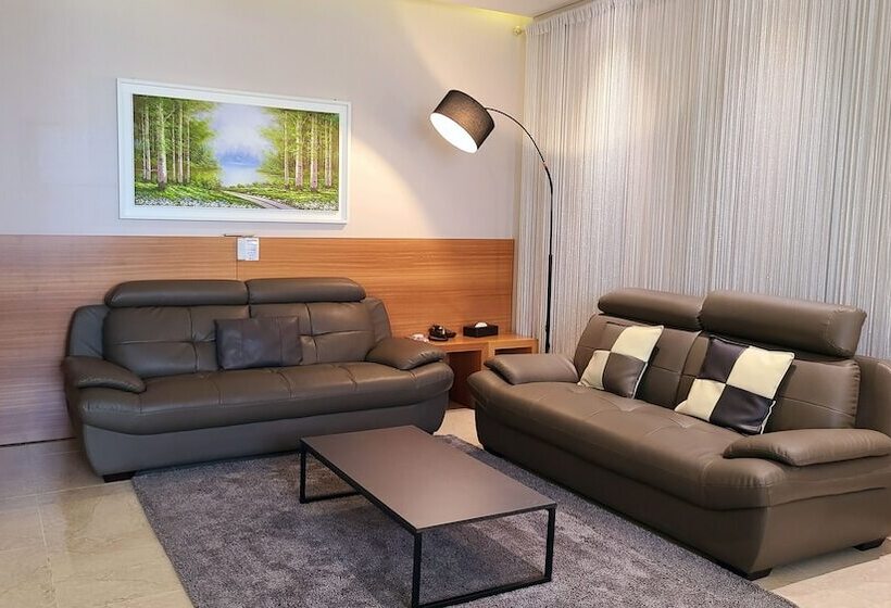 سوییت, Benikea Hotel Yangsan