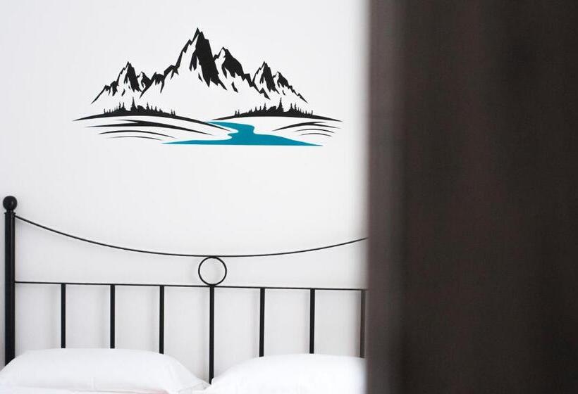 اتاق استاندارد با سرویس بهداشتی مشترک, Hostel Hildegarden