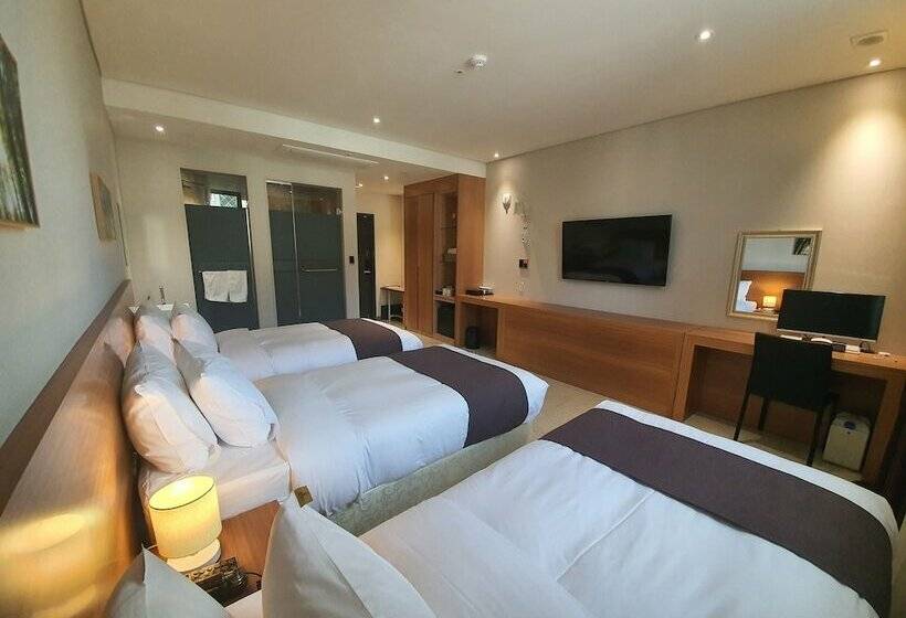 غرفة ديلوكس ثلاثية, Benikea Hotel Yangsan