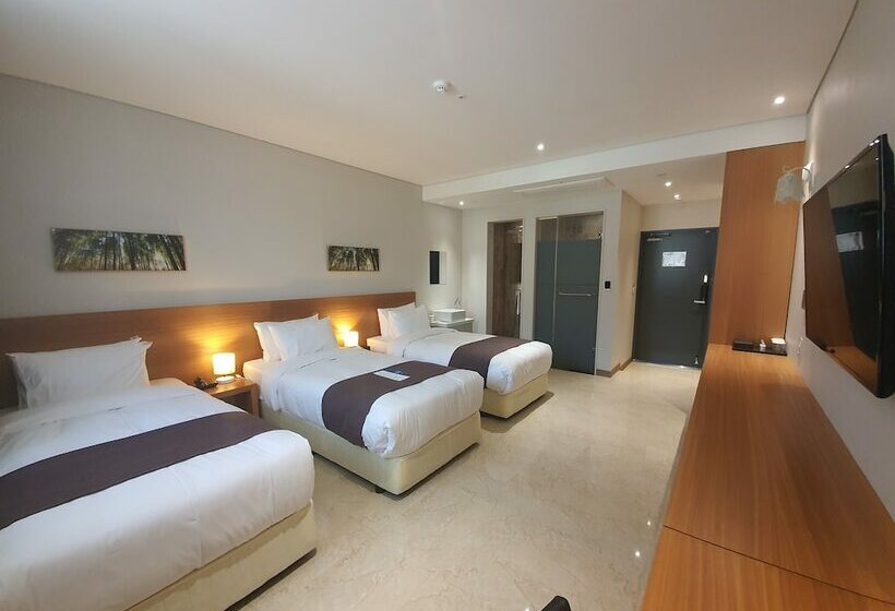 غرفة ديلوكس ثلاثية, Benikea Hotel Yangsan