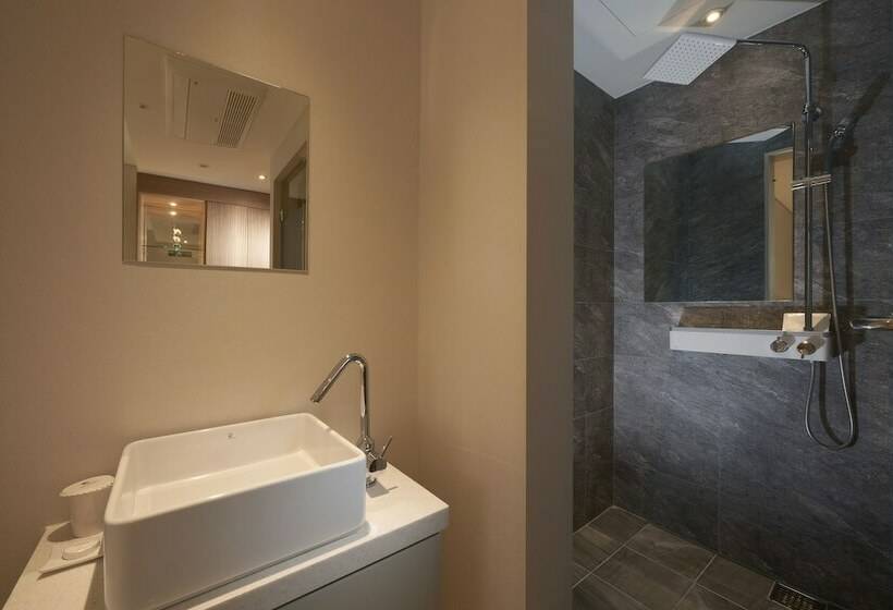 غرفة ديلوكس ثلاثية, Benikea Hotel Yangsan