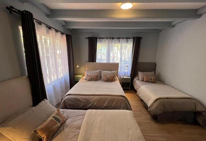 غرفة قياسية رباعية, Florencia