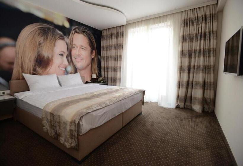 سوییت, Garni Hotel Hollywoodland Wellness & Aquapark