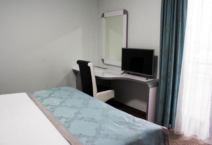 سوییت, Garni Hotel Hollywoodland Wellness & Aquapark