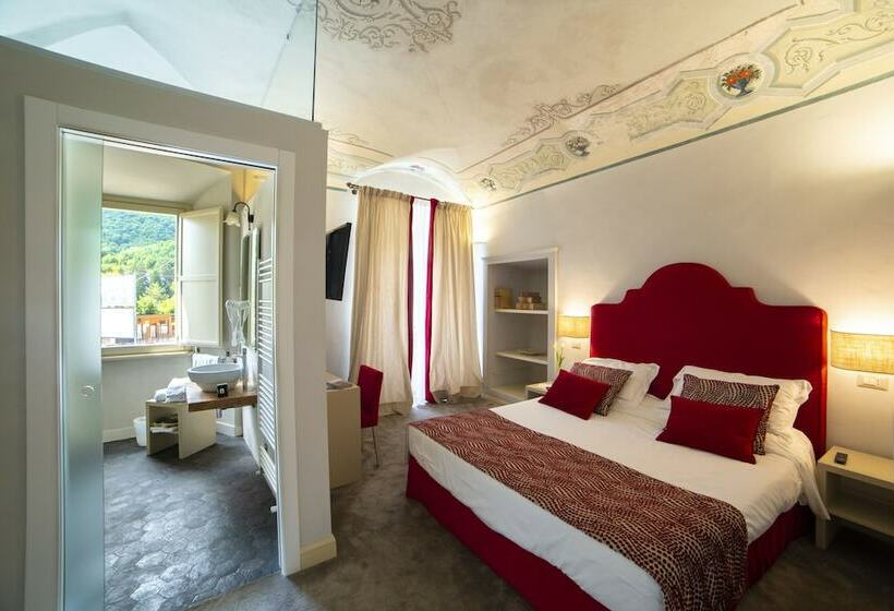 ロマンチックな部屋, Palazzo Franceschini