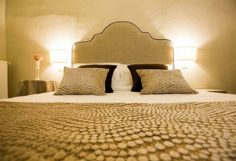 古典房间, Palazzo Franceschini