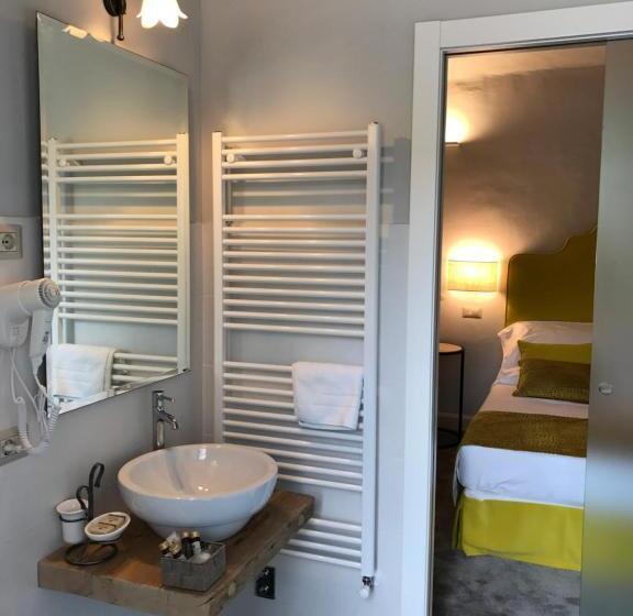 浪漫感的房间, Palazzo Franceschini