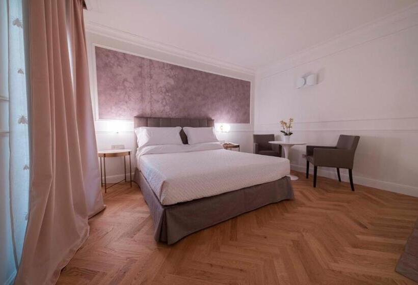 Номер Deluxe, Palazzo Franceschini