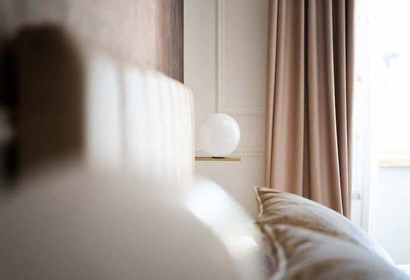 豪华房间, Palazzo Franceschini