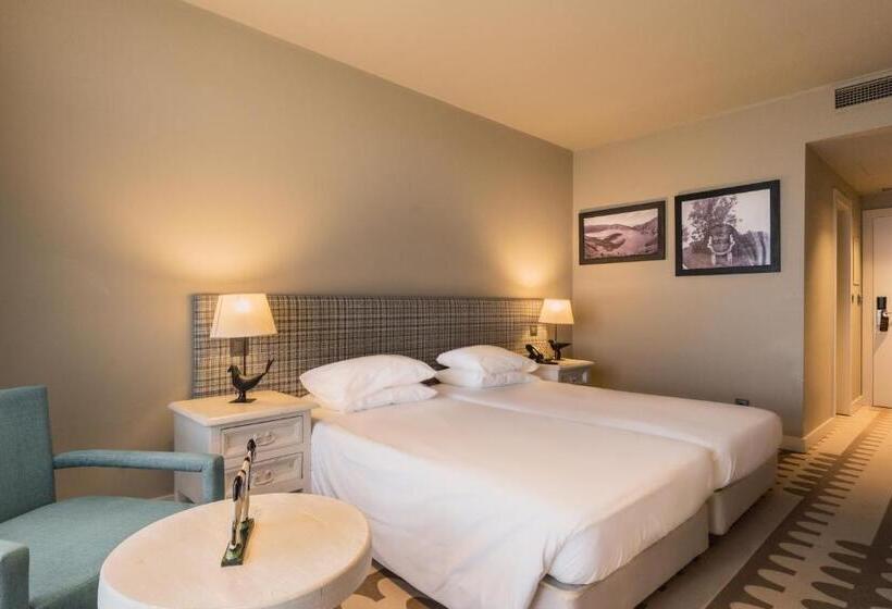 标准间, The Lince Nordeste