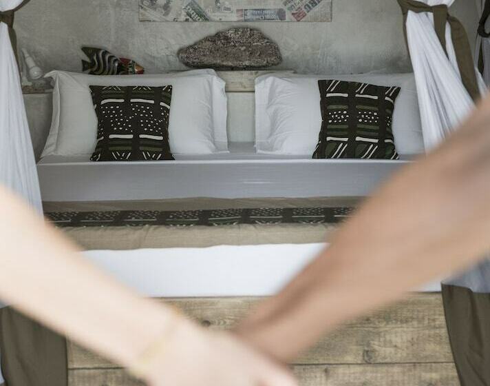 스탠다드 룸 더블 침대, The Loop Beach Resort