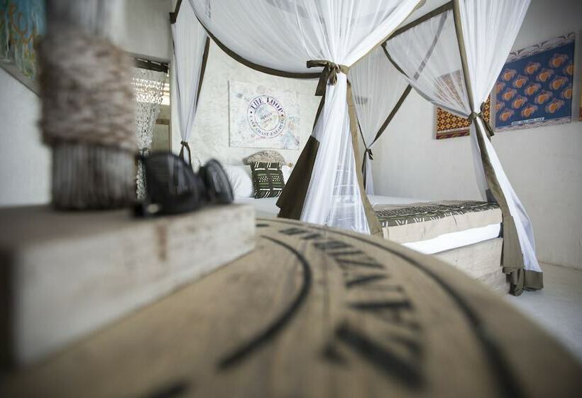 스탠다드 룸 더블 침대, The Loop Beach Resort