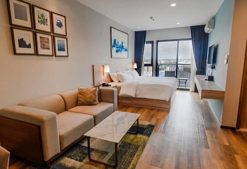 이그제큐티브 스튜디오, Oakwood Hotel & Residence Sriracha   Sha Extra Plus