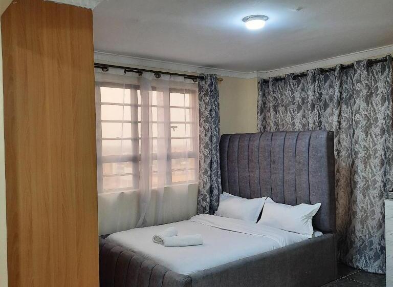 اتاق استاندارد, Laine Luxe Stays