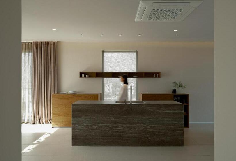 Suite Vista Mare, 콘스트