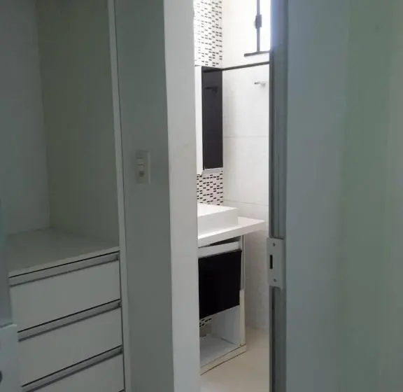 اتاق استاندارد با بالکن, Elizondopousada