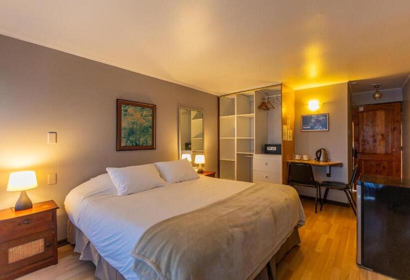 سوئیت با بالکن, Apart Hotel La Herradura Caja Los Héroes