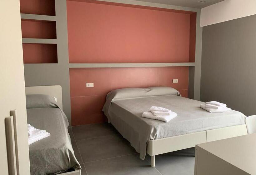 Номер Стандарт Трехместный, B&b The Princess Accanto All Aeroporto Di Salerno Costa D Amalfi