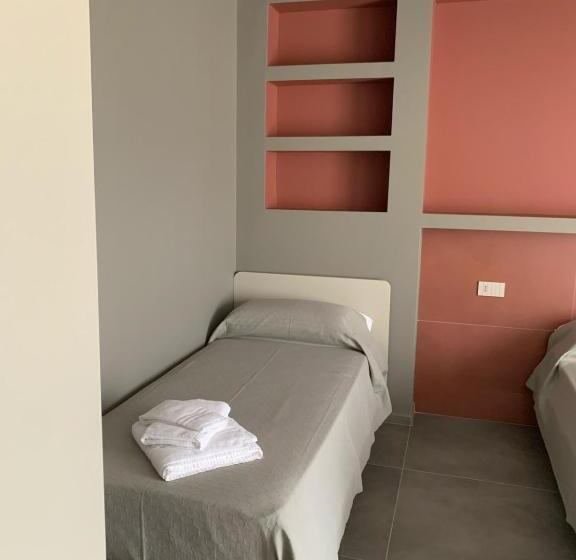 Номер Стандарт Трехместный, B&b The Princess Accanto All Aeroporto Di Salerno Costa D Amalfi