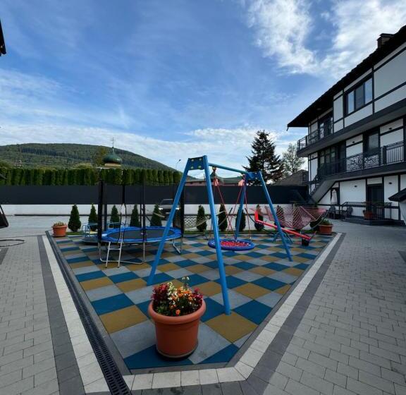 آپارتمان سوپریور 1 خوابه, Guest Apart Polyana