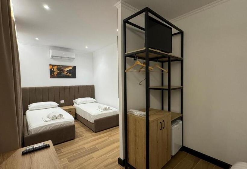 غرفة عائلية, Bizant