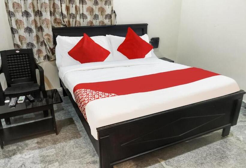 غرفة كلاسيكية ثلاثية, Super Hotel O Kannur